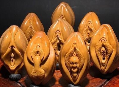 那些讓人臉紅的文玩工藝品，究竟是什么人在購買？